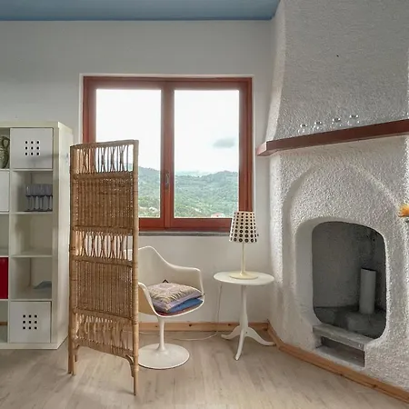 Rosa Apartment