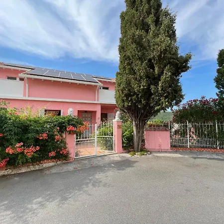 Apartment Rosa