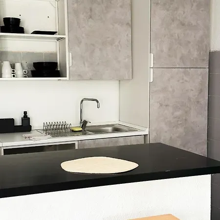Rosa Apartment *